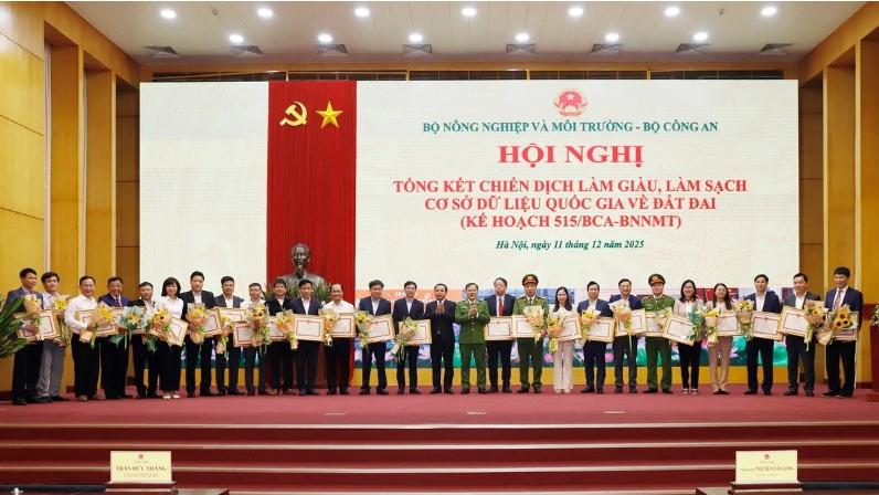 Bài Tập đoàn đẩy xuống đơn vị nổi bật