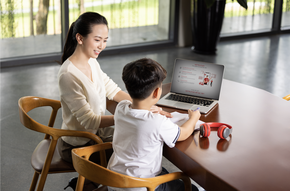 Vi Thị Minh Nguyệt