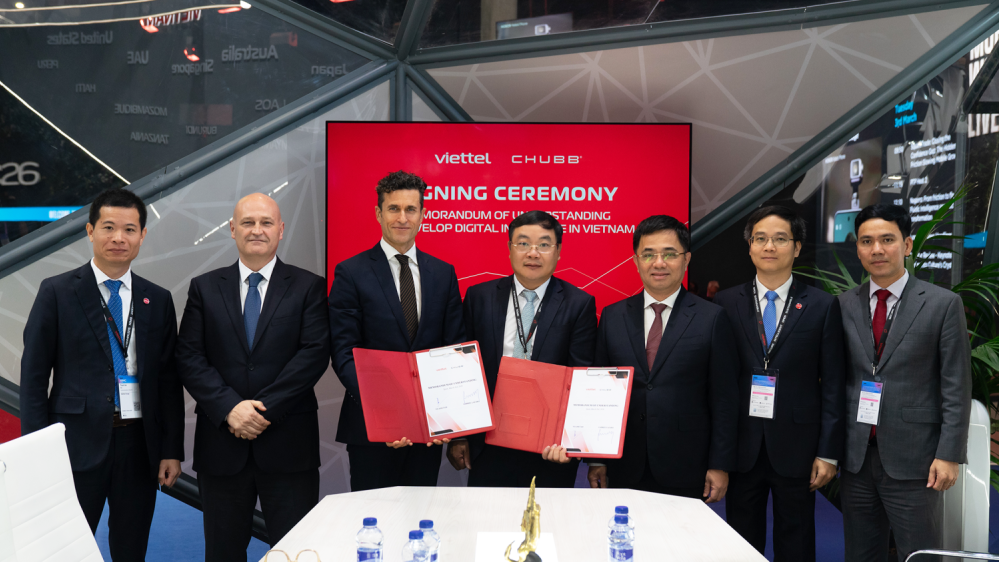 VDS hợp tác tập đoàn bảo hiểm hàng đầu thế giới tại MWC 2026