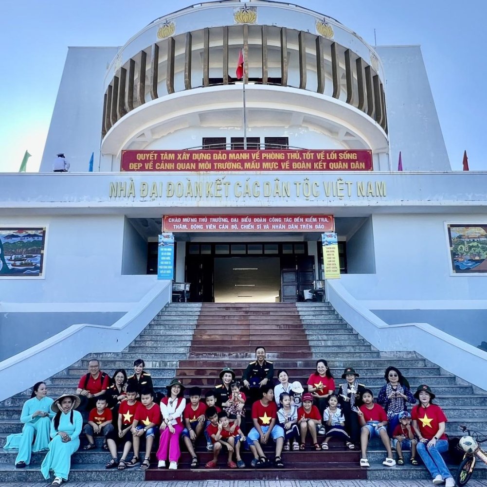 (Tin TĐ)Viettel Family và vOps hợp nhất, trở thành ngôi nhà số của toàn thể CBNV